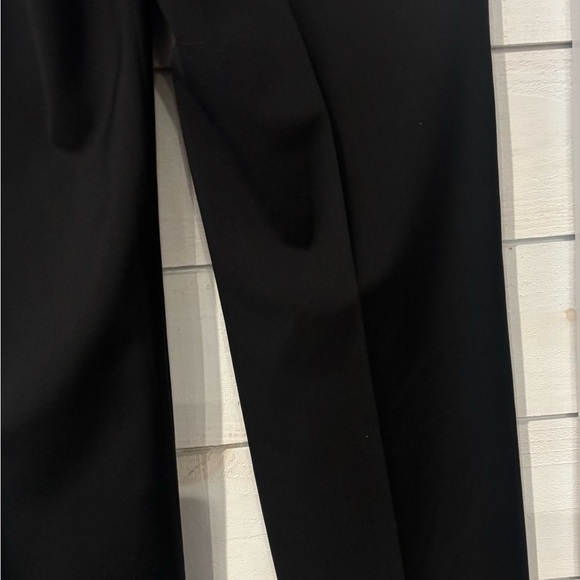 Escada Dress Pants Black Tullule
Front Zip Trousers in size 38/8 women’s - Picture 10 of 15